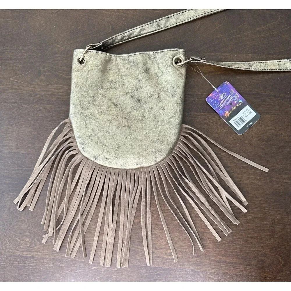 Disney Descendants 3 Uma Crossbody Purse Gold Fringe Pirate Skull Villain VK